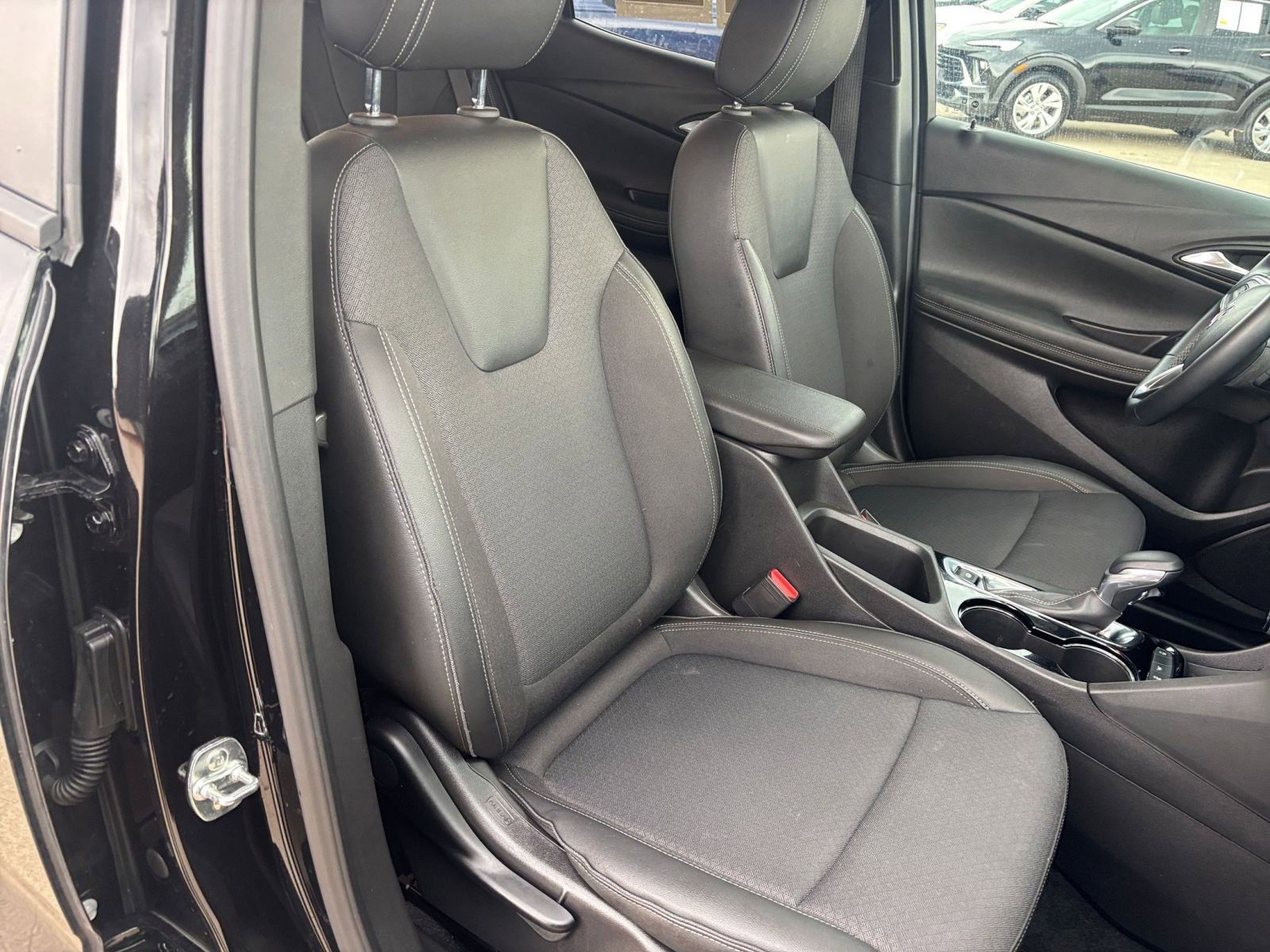 Thumbnail: 2025 Buick Encore GX - 35