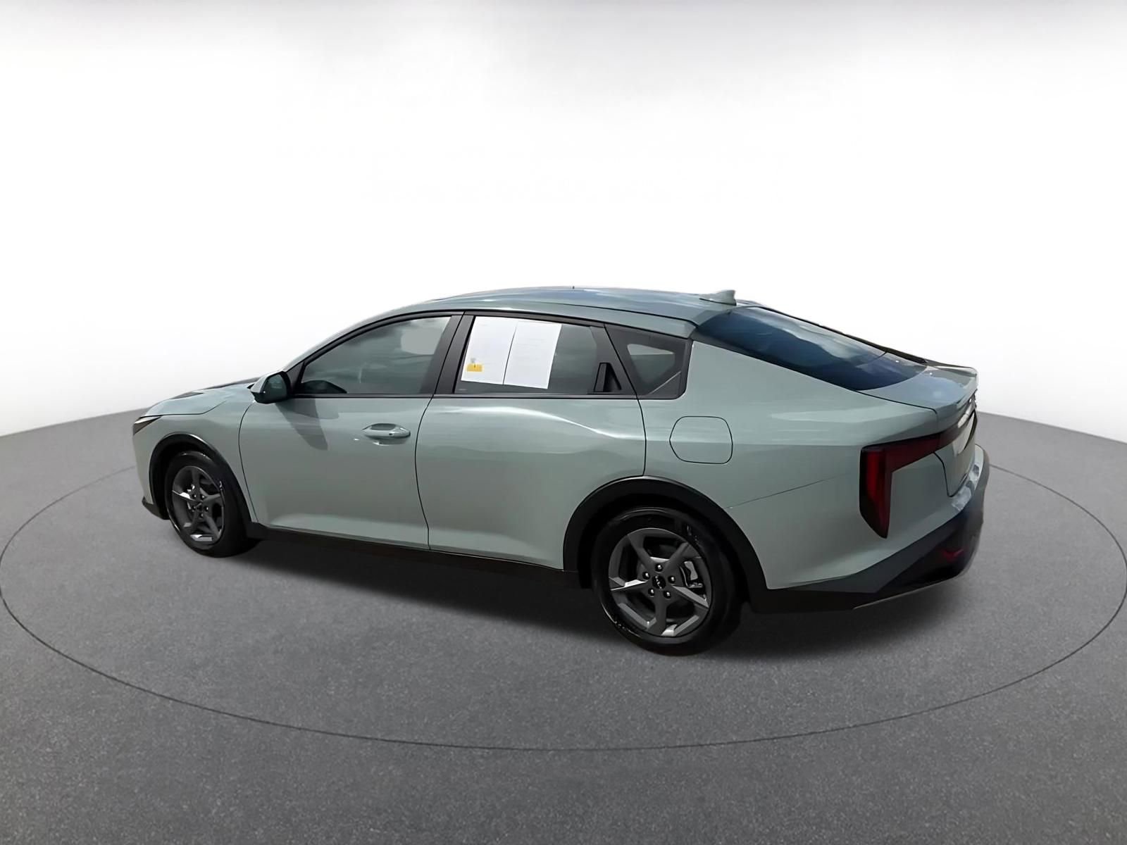 Thumbnail: 2025 Kia K4 - 9