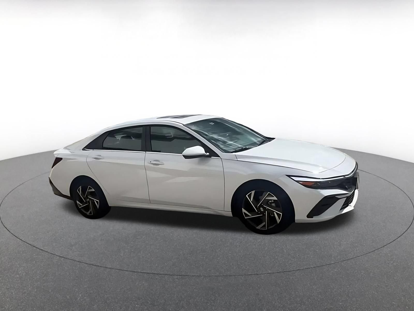 Thumbnail: 2025 Hyundai Elantra - 2