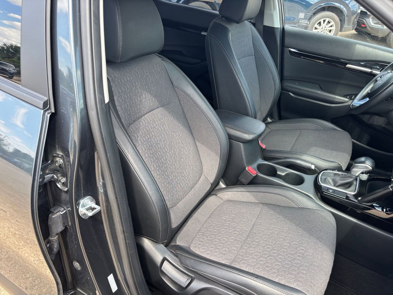 Thumbnail: 2025 Kia Seltos - 35