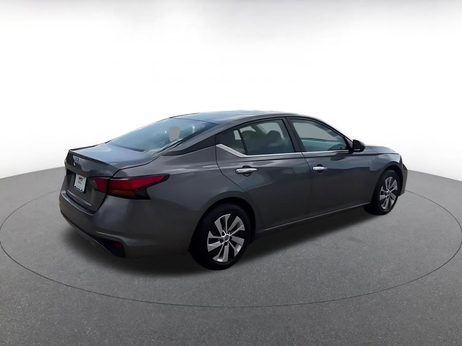 Thumbnail: 2024 Nissan Altima - 15