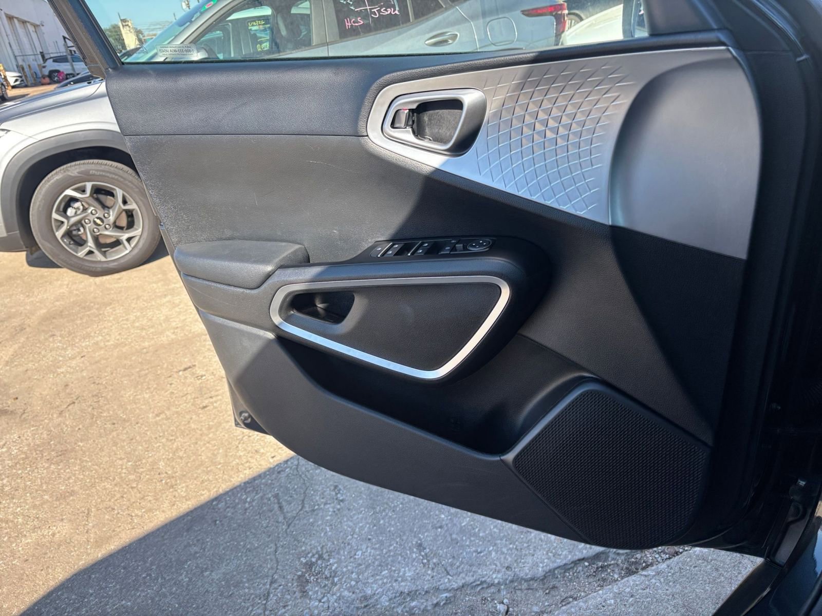 Thumbnail: 2025 Kia Soul - 18