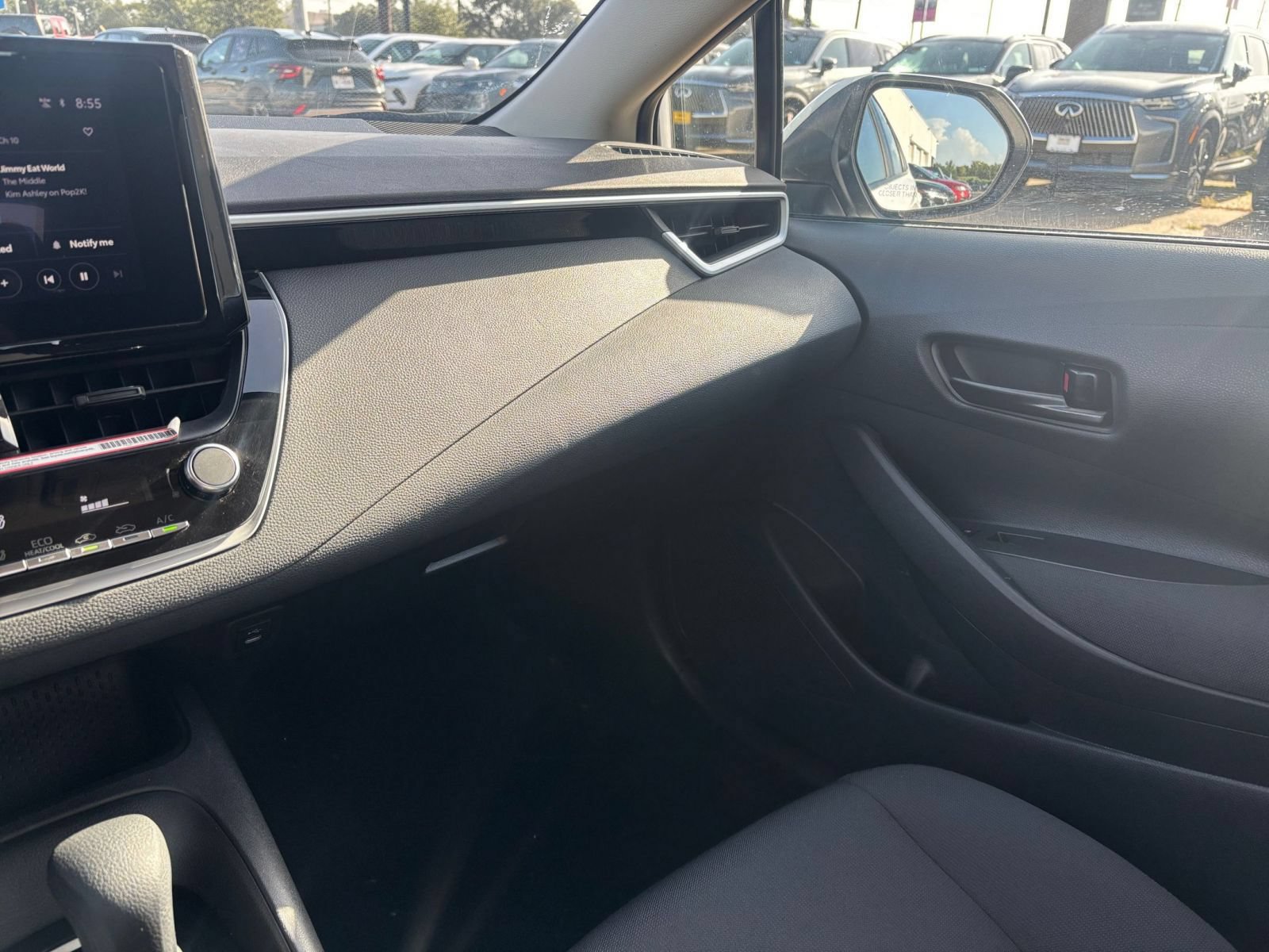 Thumbnail: 2025 Toyota Corolla - 28