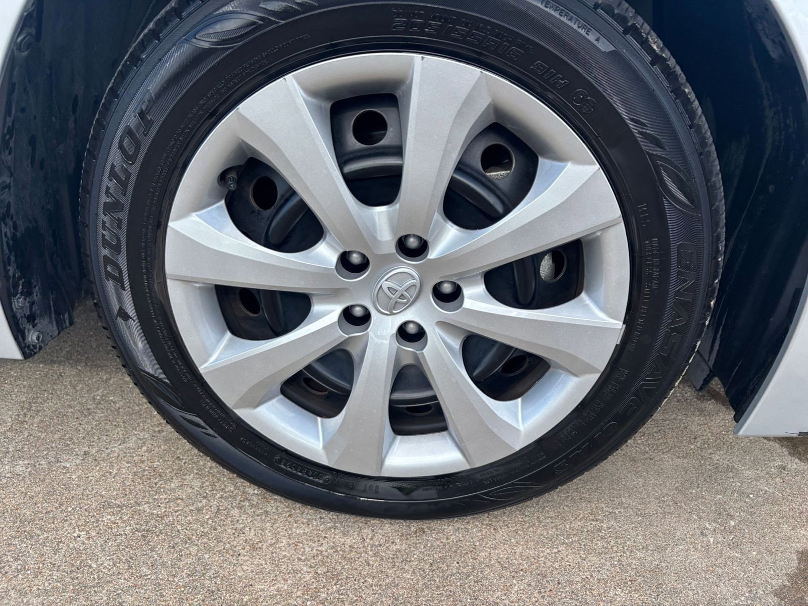 Thumbnail: 2025 Toyota Corolla - 28