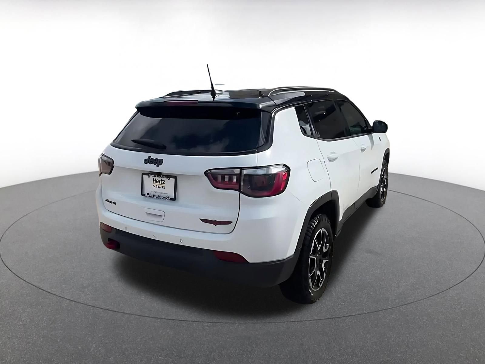 Thumbnail: 2025 Jeep Compass - 14