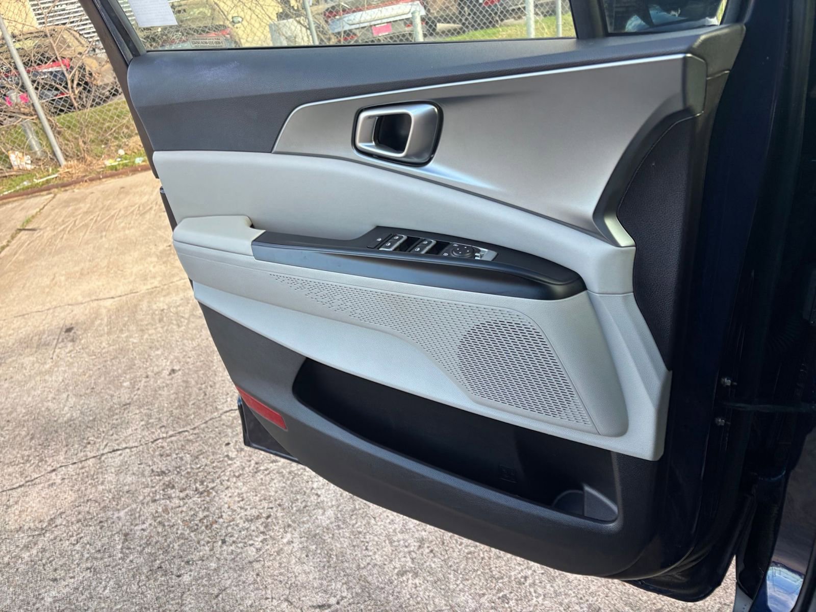 Thumbnail: 2024 Kia Carnival - 21