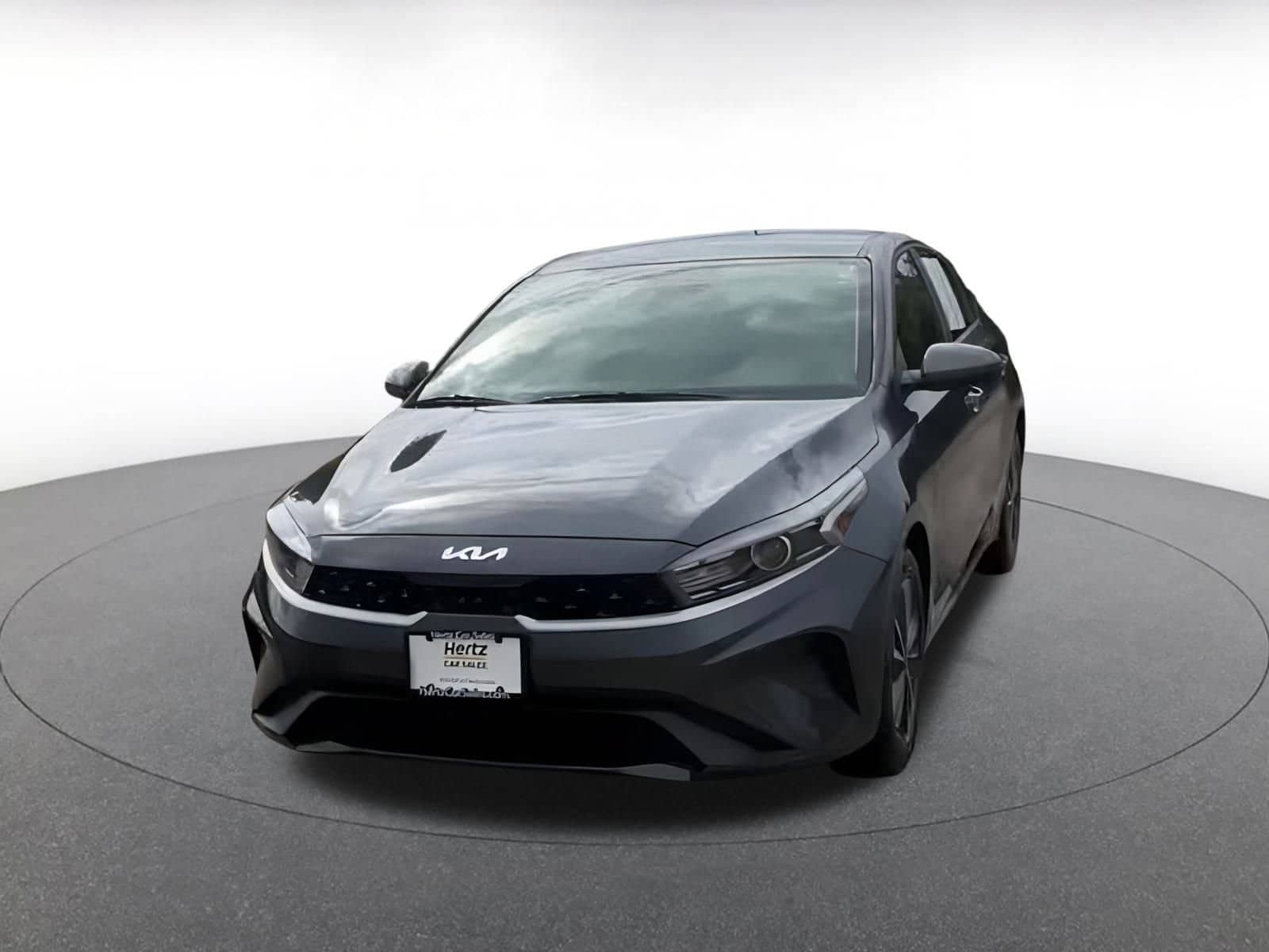 Thumbnail: 2024 Kia Forte - 3