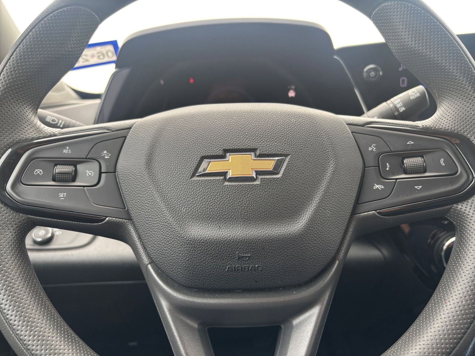 Thumbnail: 2025 Chevrolet Trax - 27