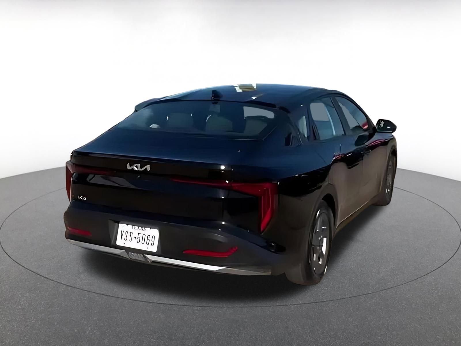 Thumbnail: 2025 Kia K4 - 11