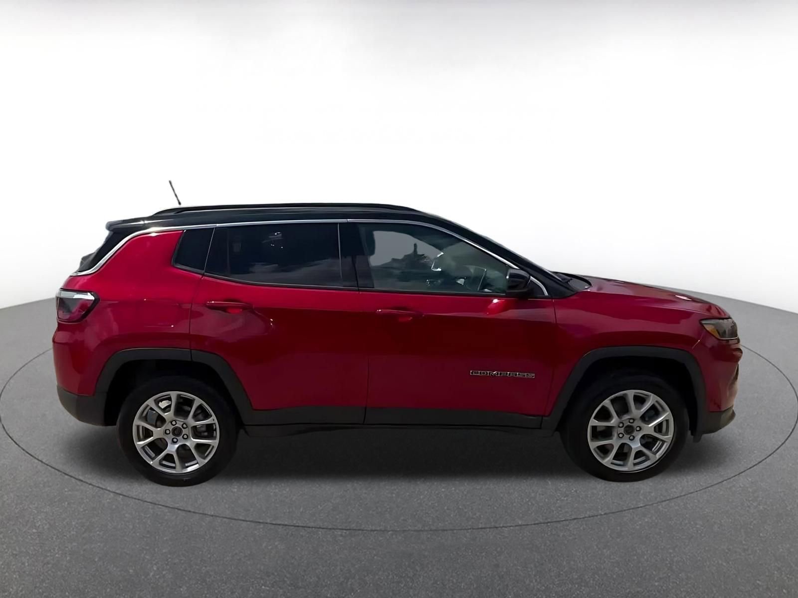 Thumbnail: 2025 Jeep Compass - 16
