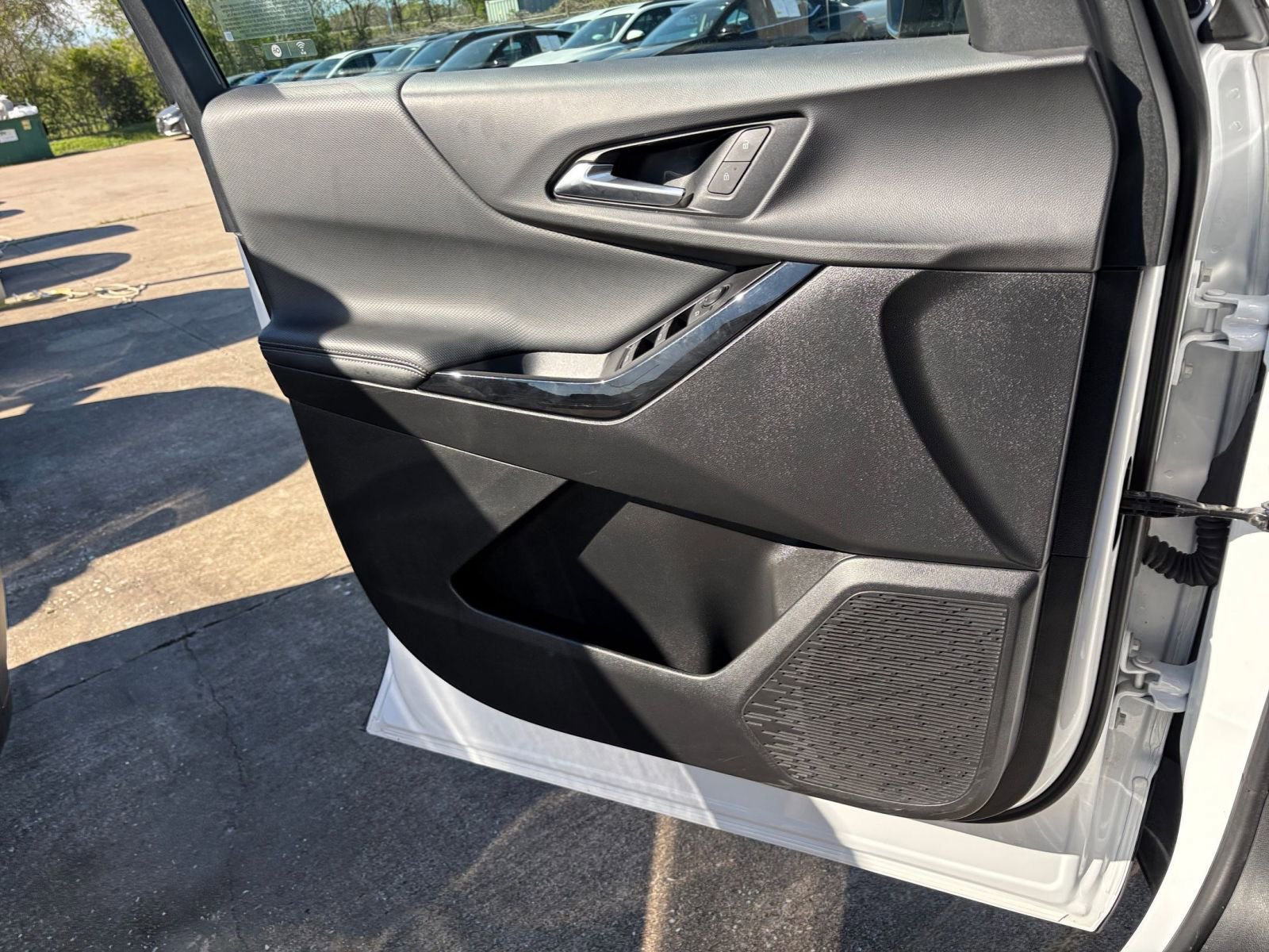 Thumbnail: 2025 Chevrolet Equinox - 18