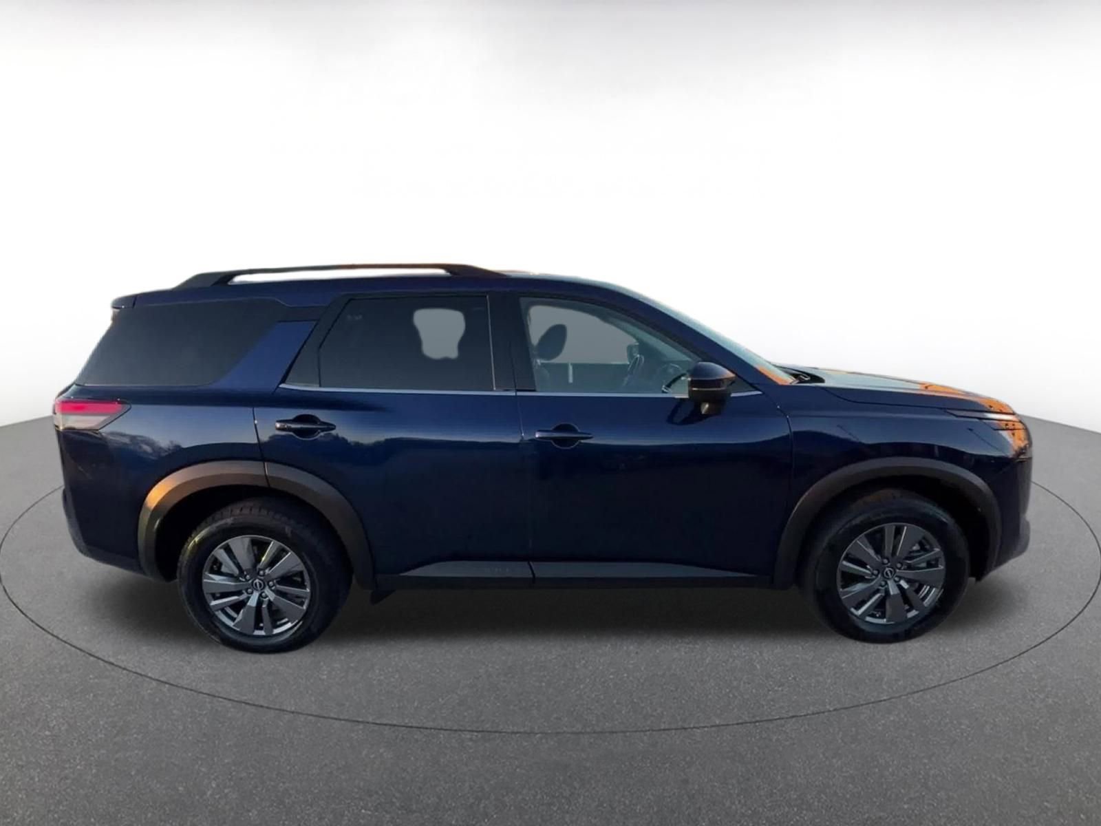 Thumbnail: 2025 Nissan Pathfinder - 16