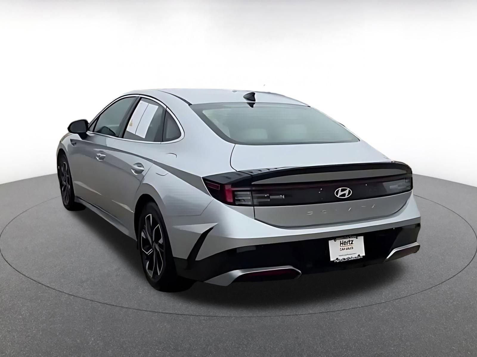 Thumbnail: 2025 Hyundai Sonata - 4