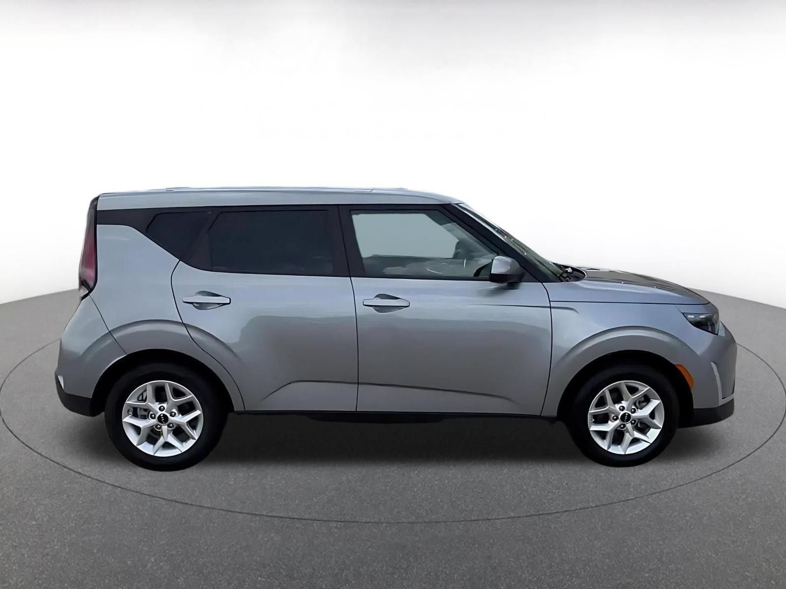 Thumbnail: 2025 Kia Soul - 16