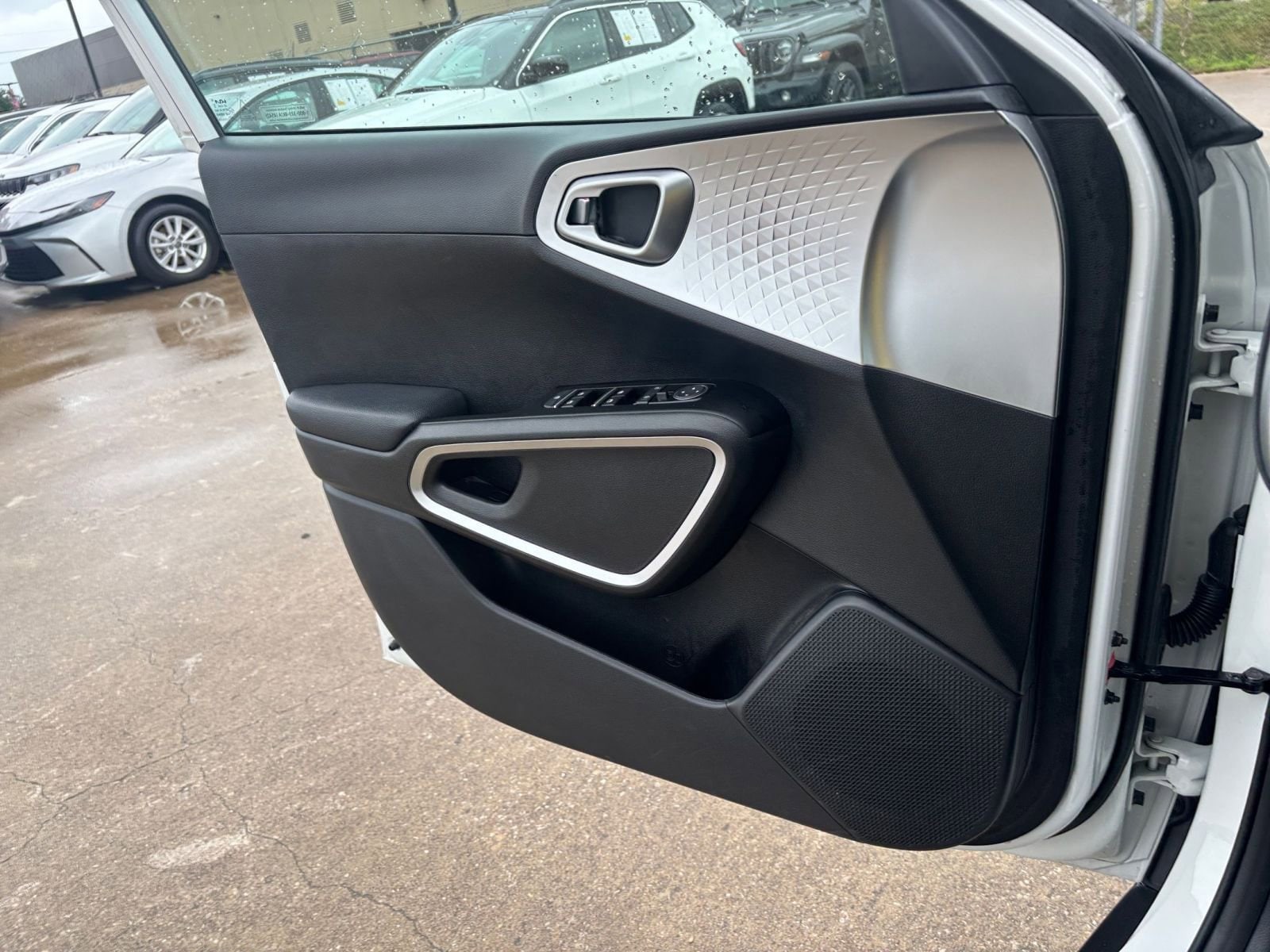 Thumbnail: 2025 Kia Soul - 18