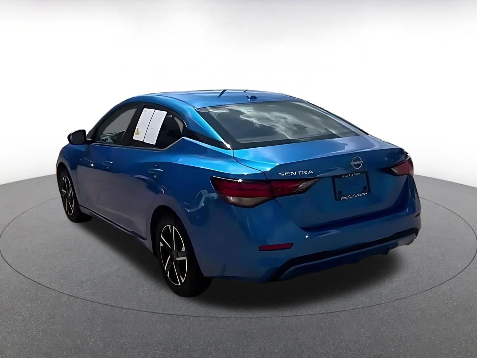Thumbnail: 2025 Nissan Sentra - 4