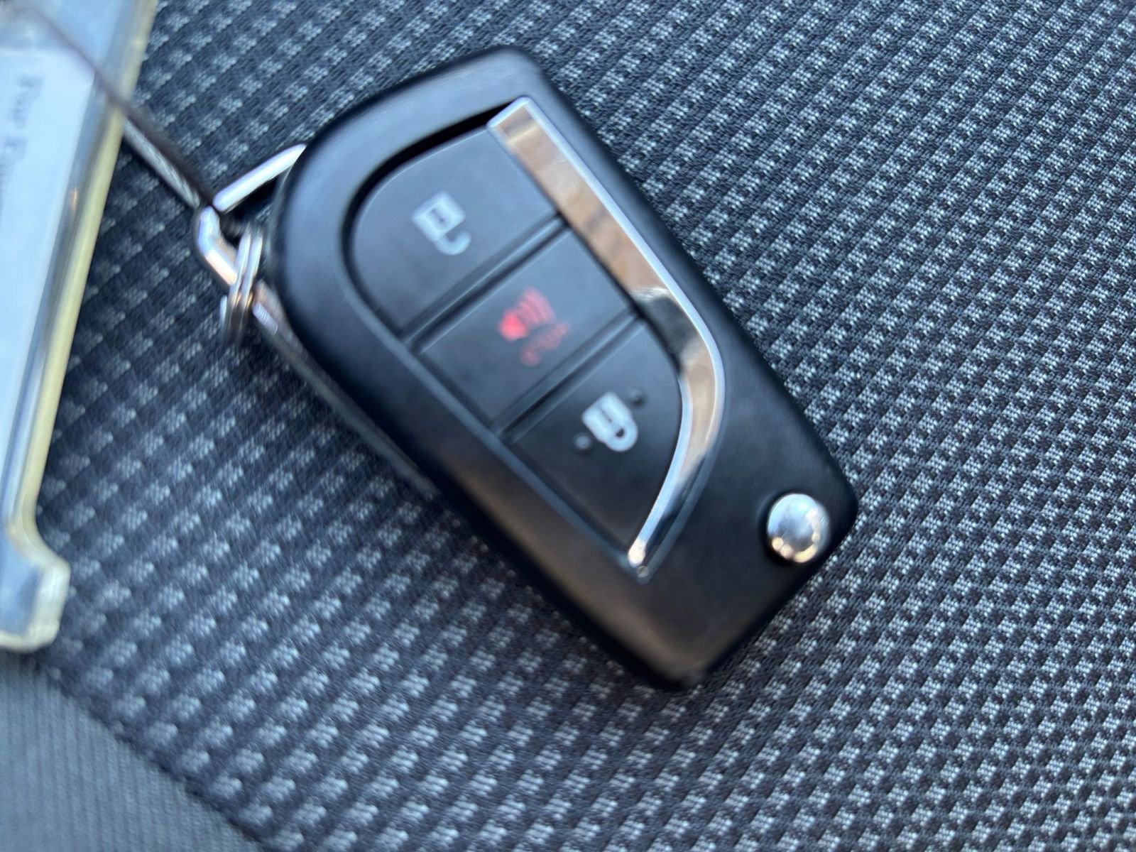 Thumbnail: 2025 Toyota RAV4 - 22