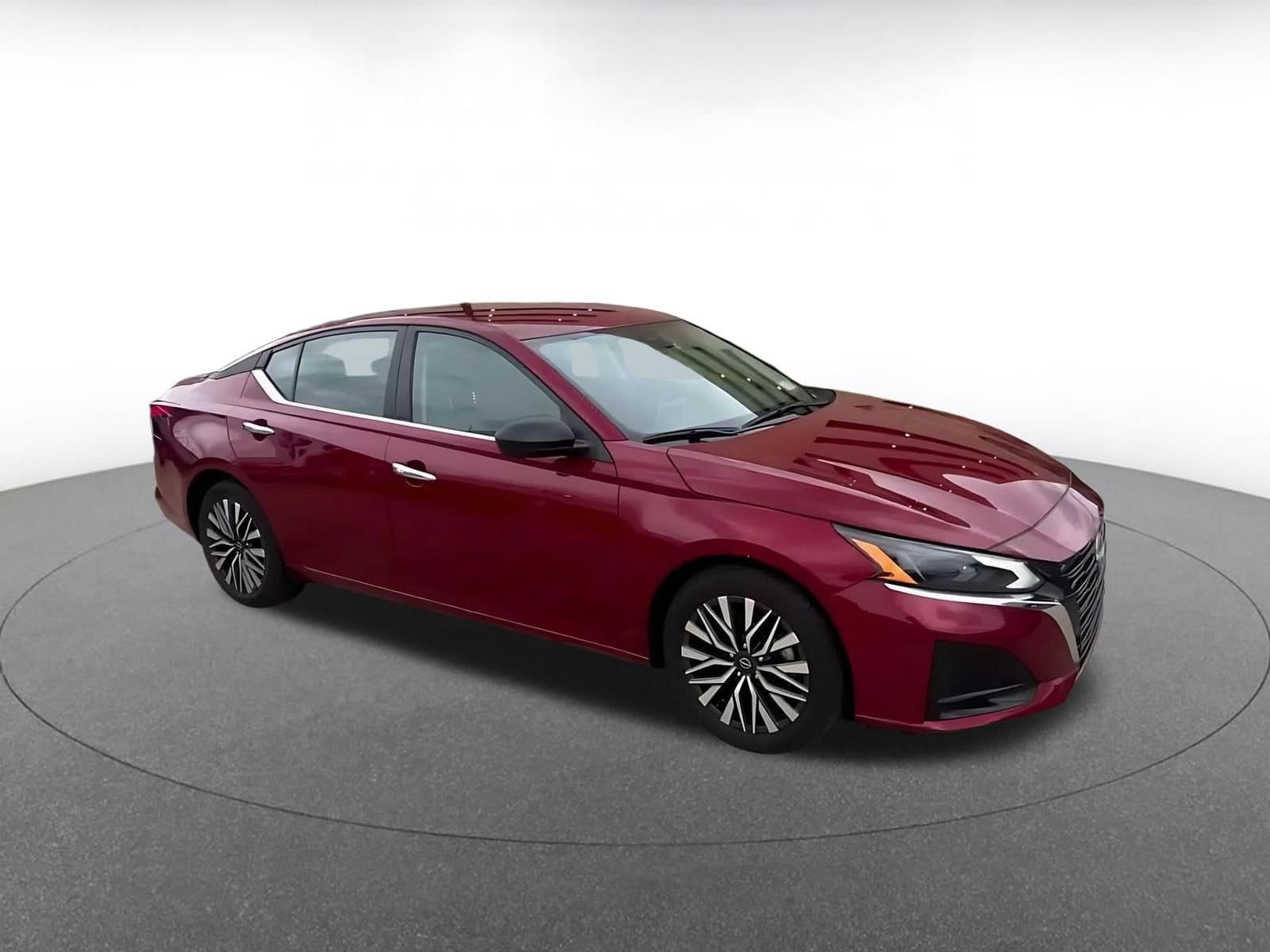 Thumbnail: 2025 Nissan Altima - 2