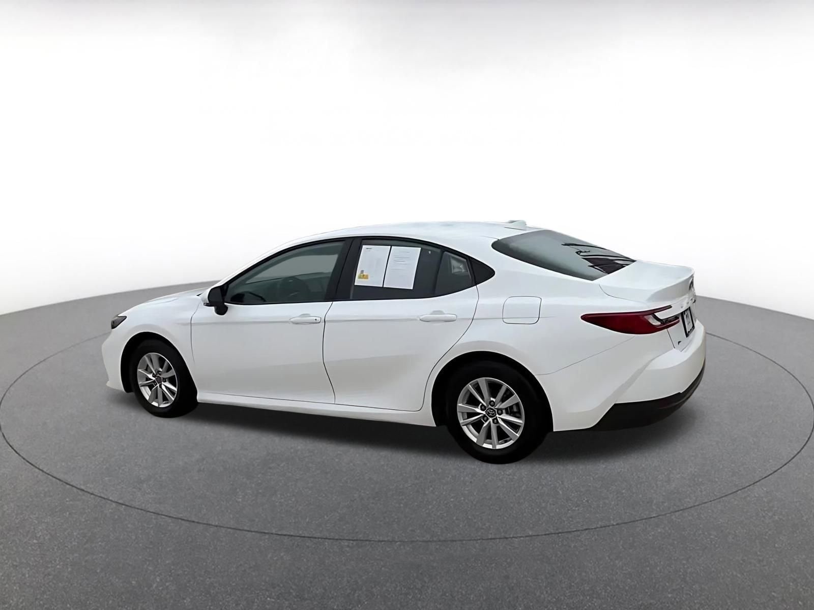 Thumbnail: 2025 Toyota Camry - 11