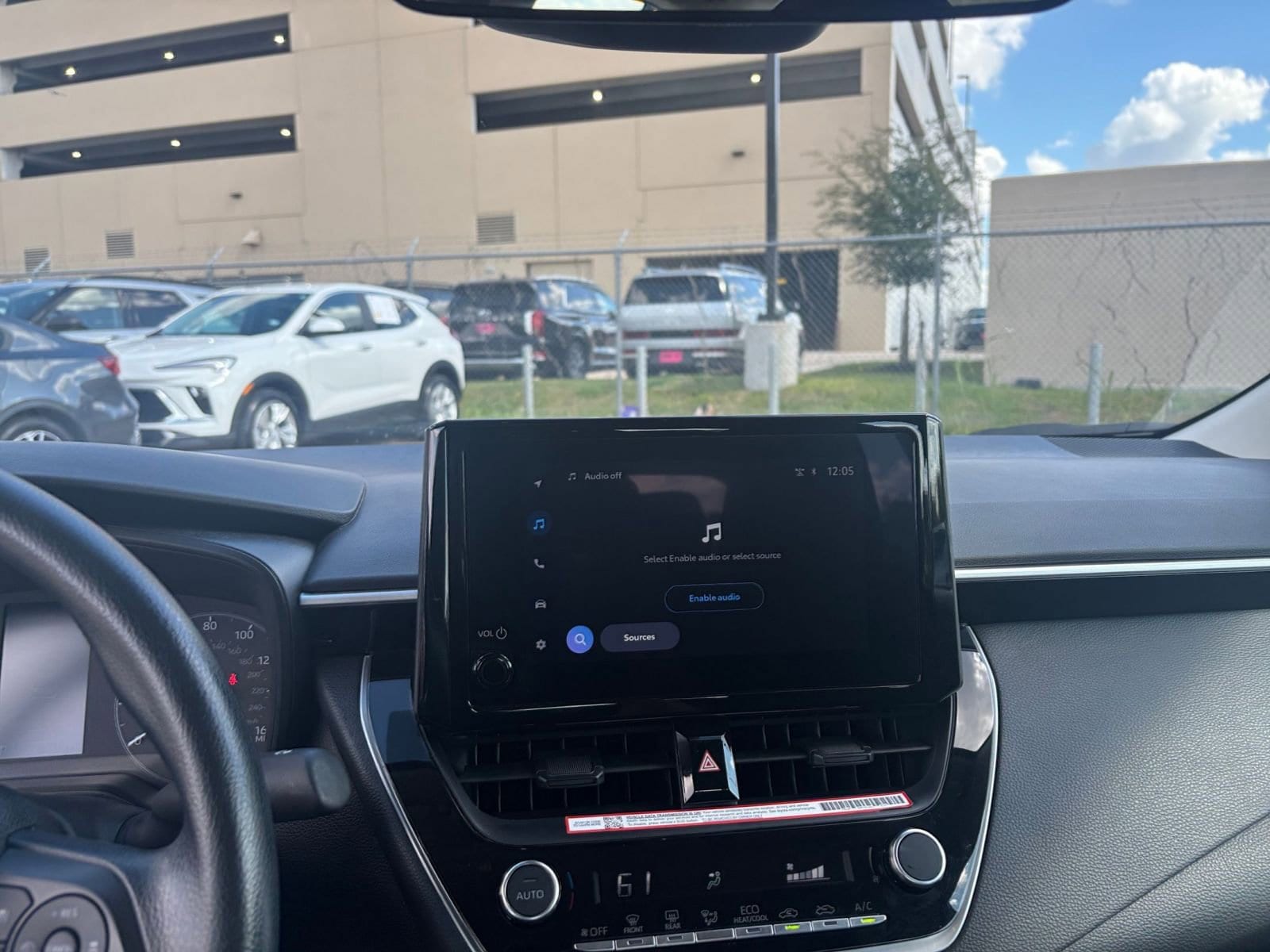 Thumbnail: 2025 Toyota Corolla - 18