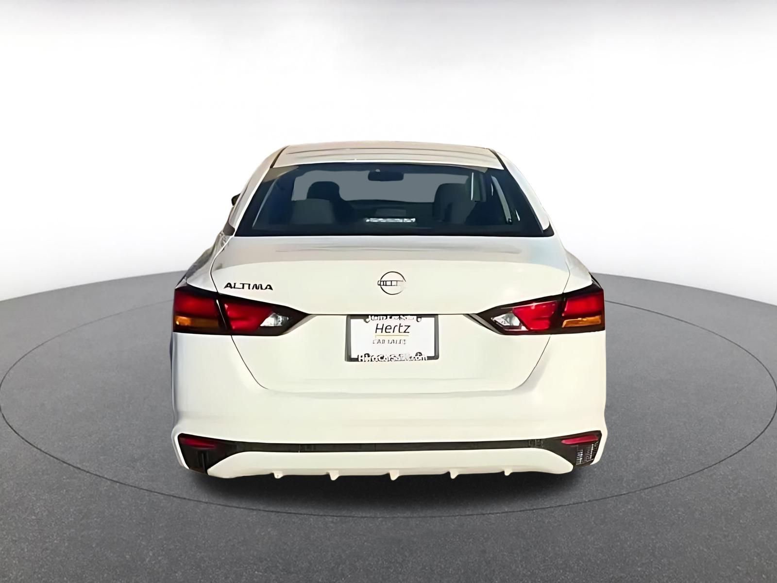 Thumbnail: 2023 Nissan Altima - 11