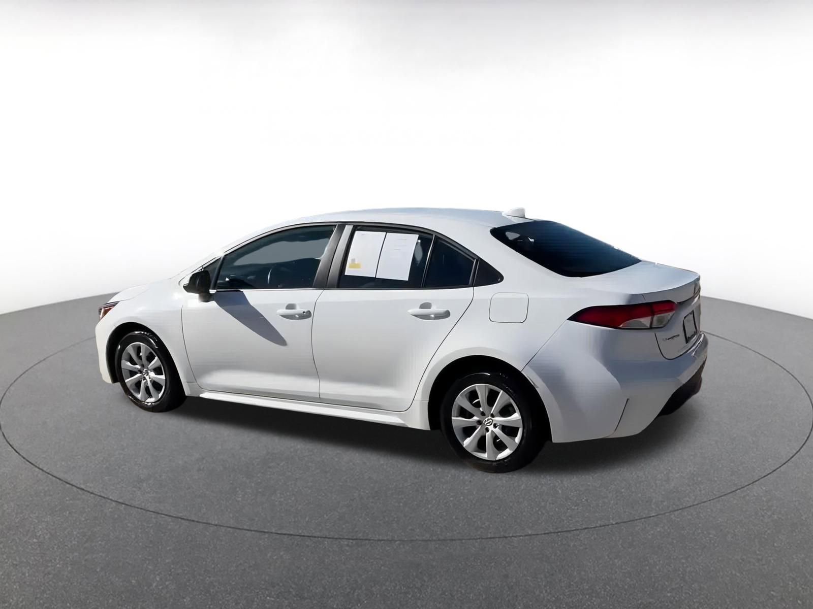 Thumbnail: 2024 Toyota Corolla - 11