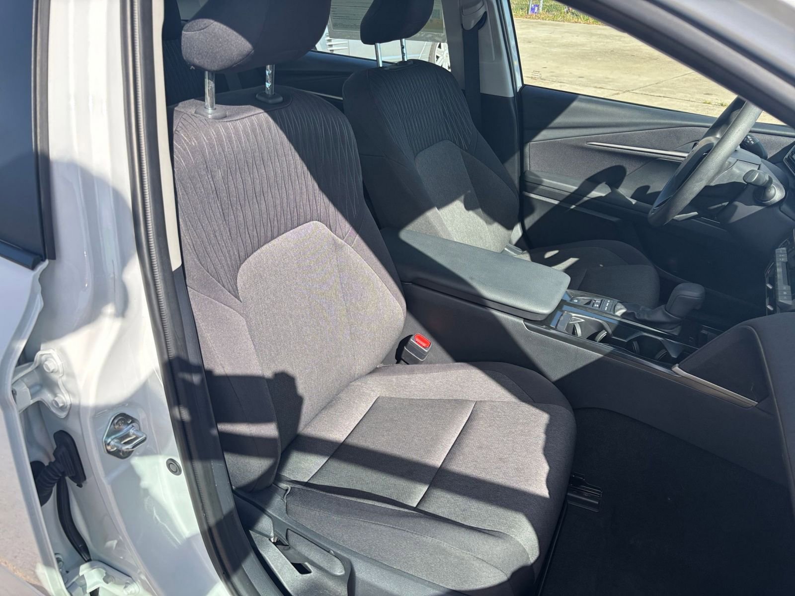 Thumbnail: 2025 Toyota Camry - 35