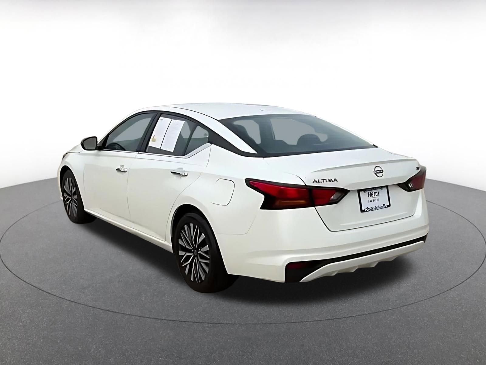 Thumbnail: 2024 Nissan Altima - 11