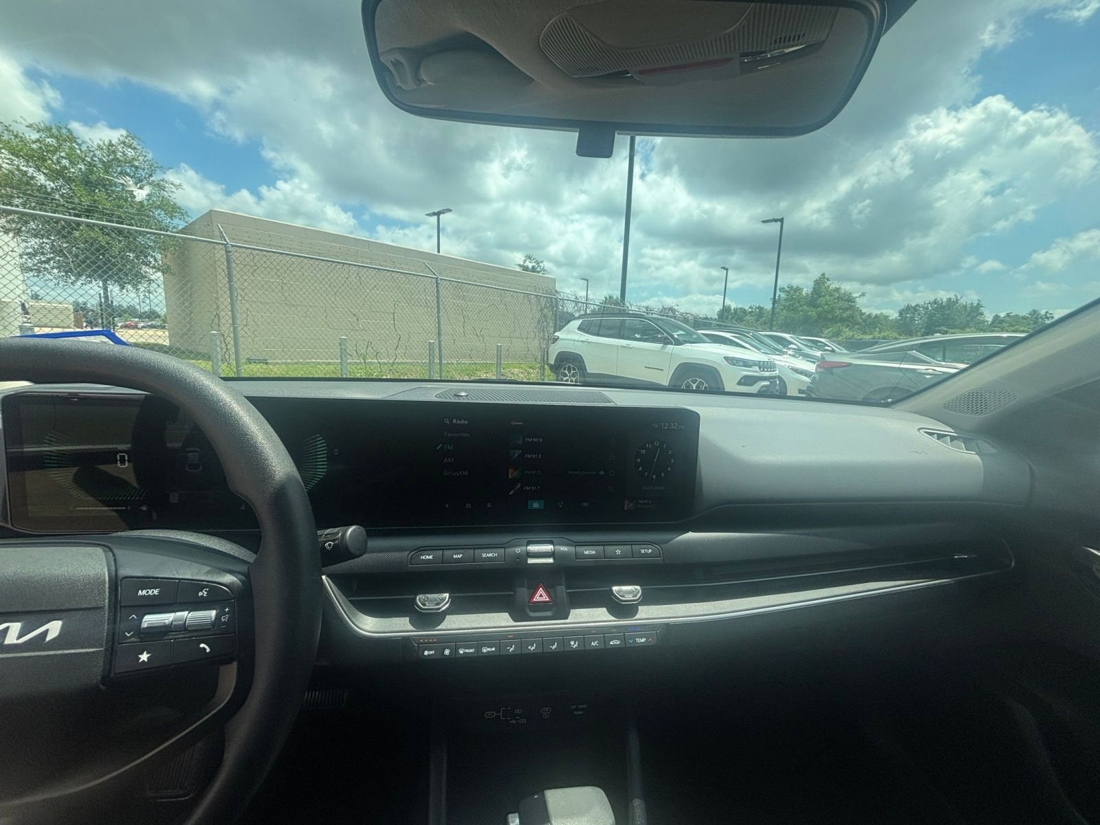 Thumbnail: 2025 Kia K4 - 32