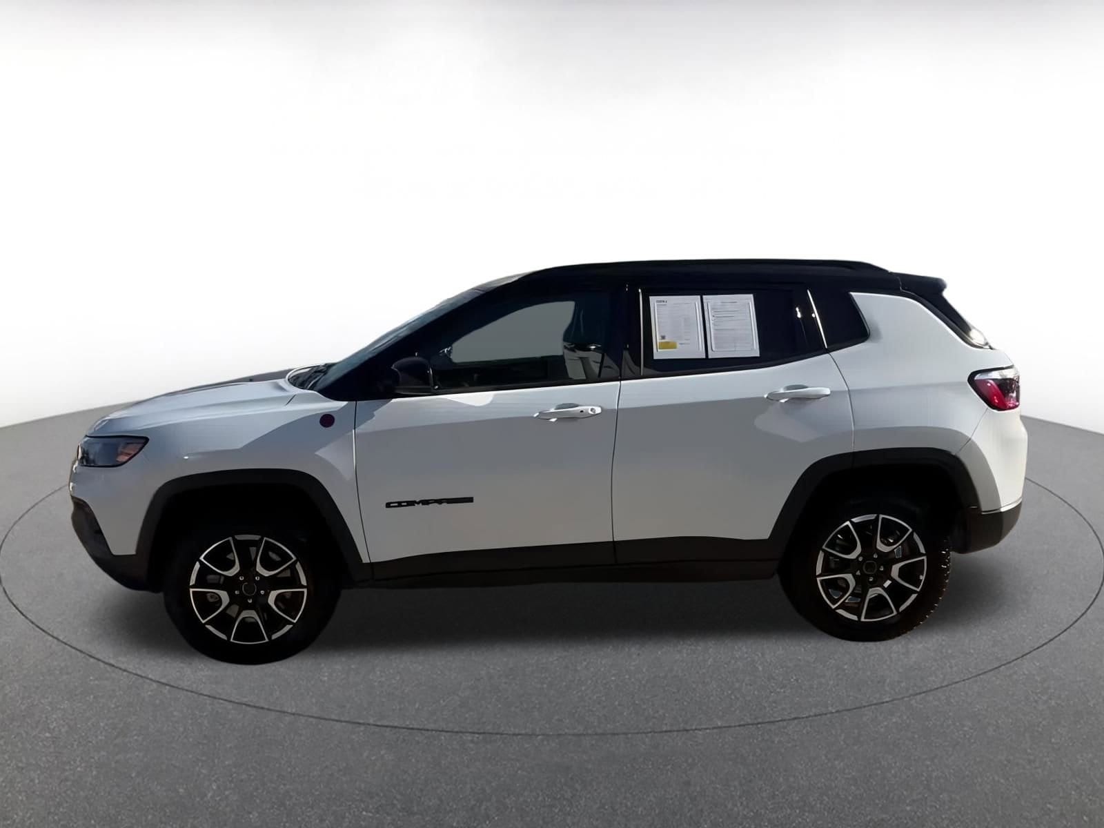 Thumbnail: 2025 Jeep Compass - 10