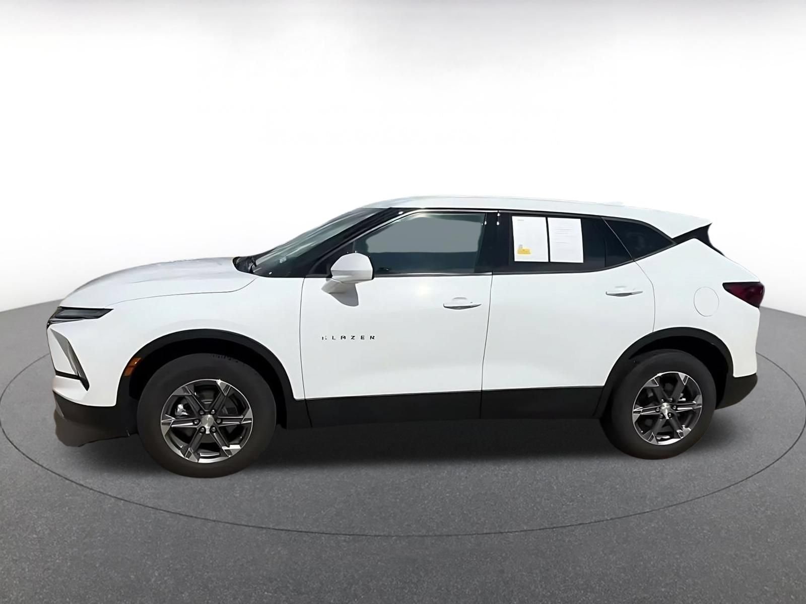 Thumbnail: 2026 Chevrolet Blazer - 8