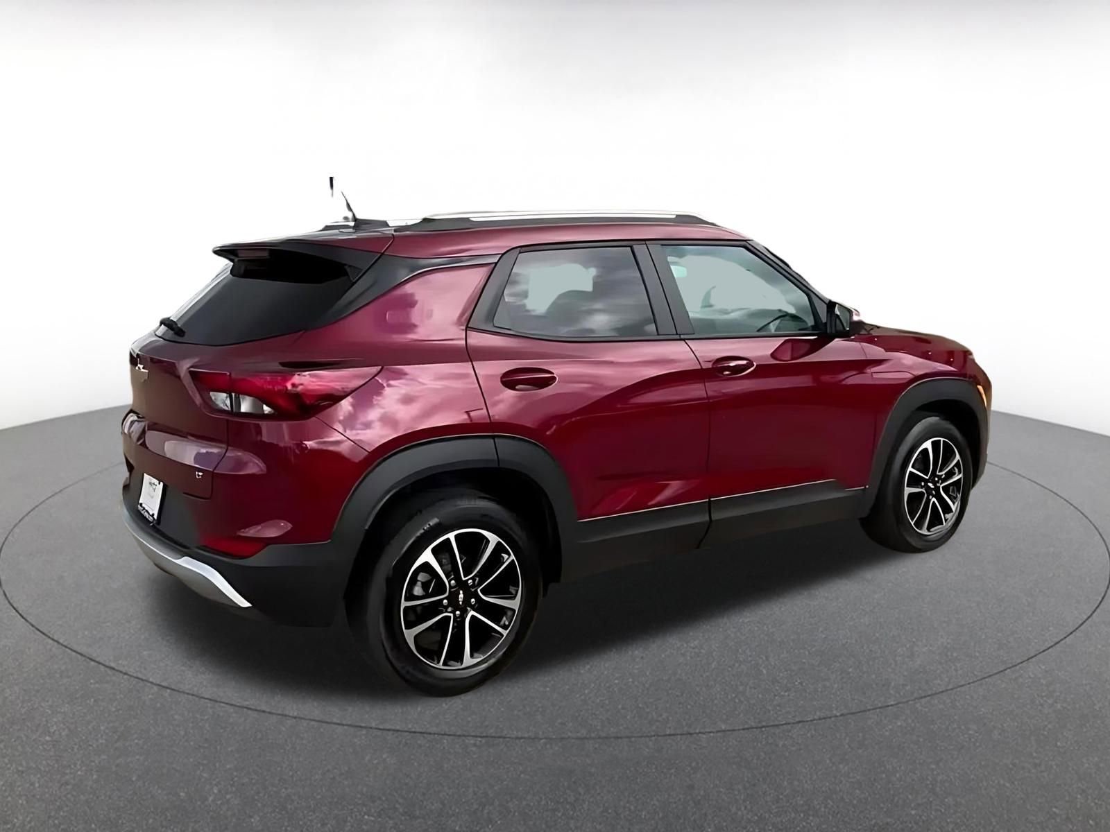 Thumbnail: 2025 Chevrolet TrailBlazer - 15