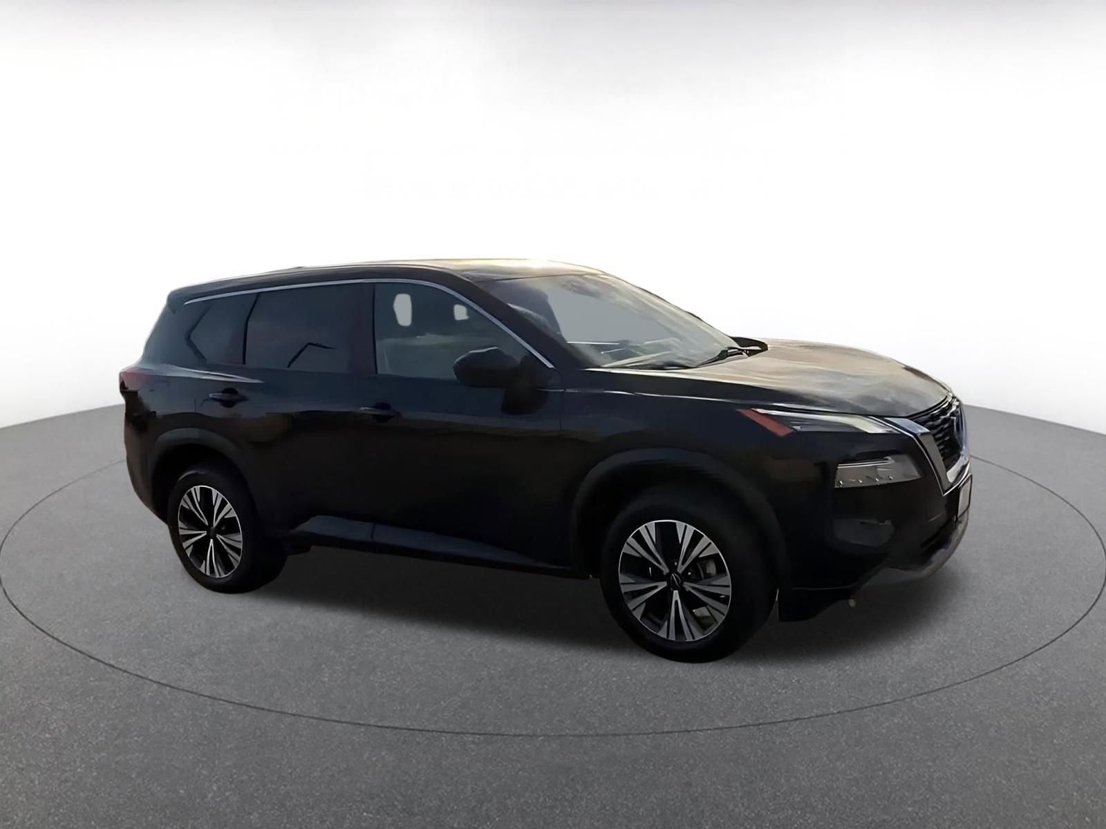Thumbnail: 2023 Nissan Rogue - 2