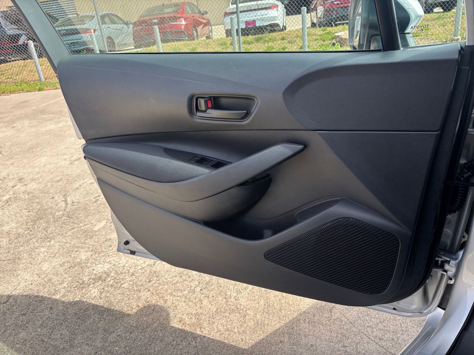 Thumbnail: 2025 Toyota Corolla - 18