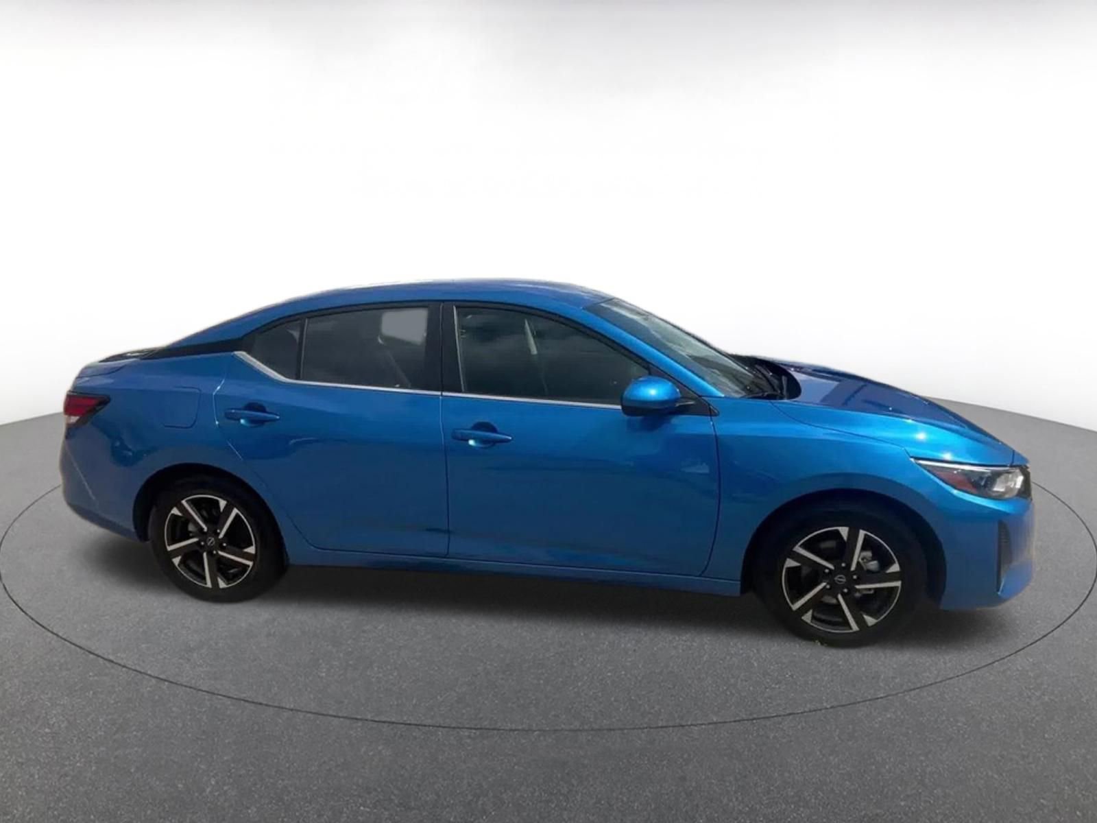 Thumbnail: 2025 Nissan Sentra - 16