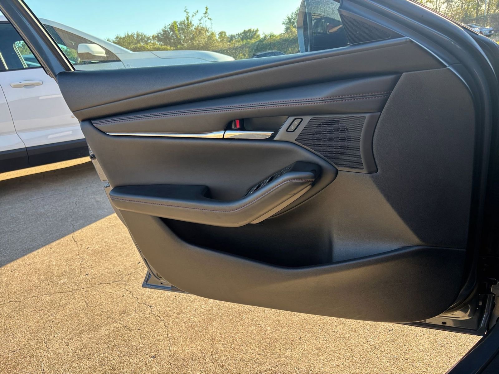 Thumbnail: 2025 Mazda Mazda3 - 20