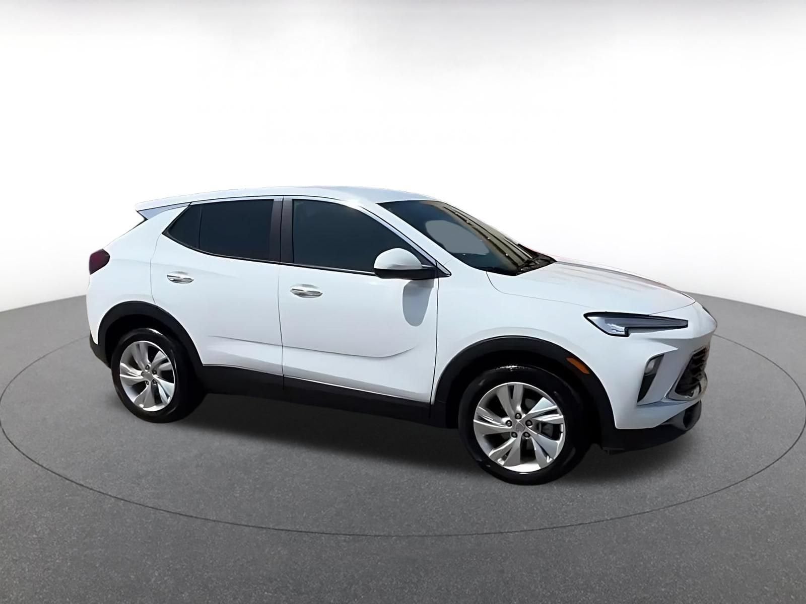Thumbnail: 2025 Buick Encore GX - 2