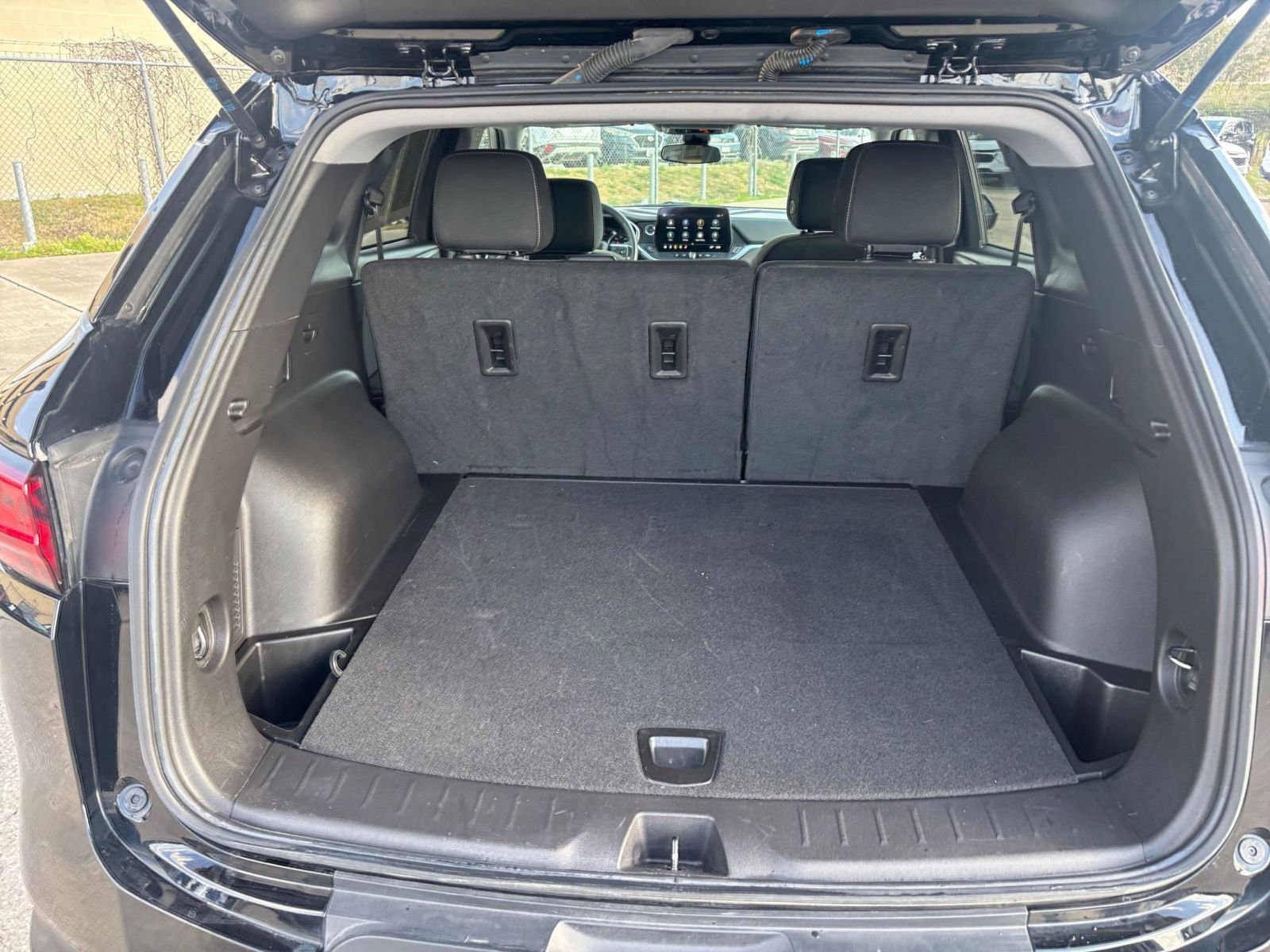 Thumbnail: 2025 Chevrolet Blazer - 32