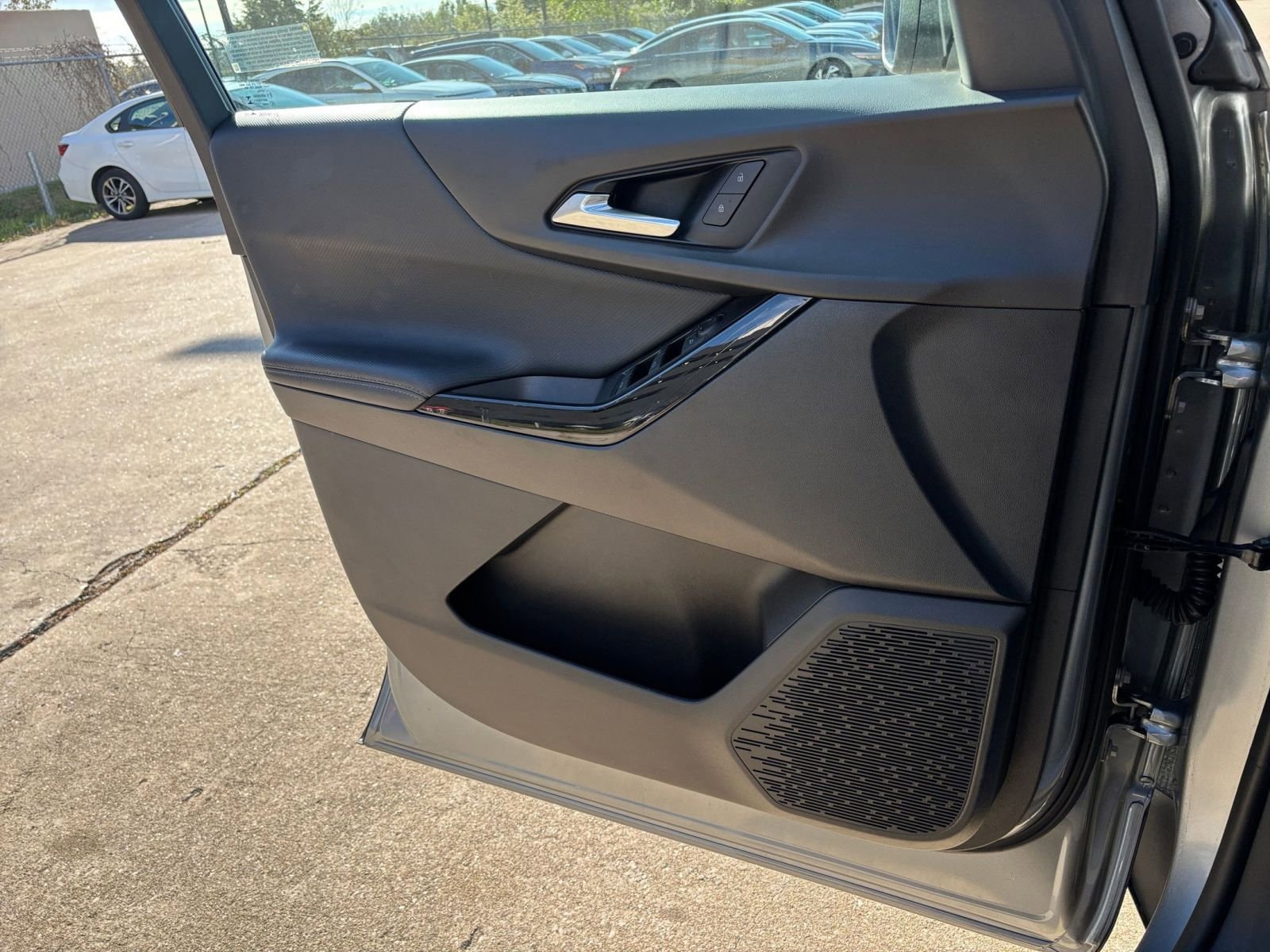 Thumbnail: 2025 Chevrolet Equinox - 20