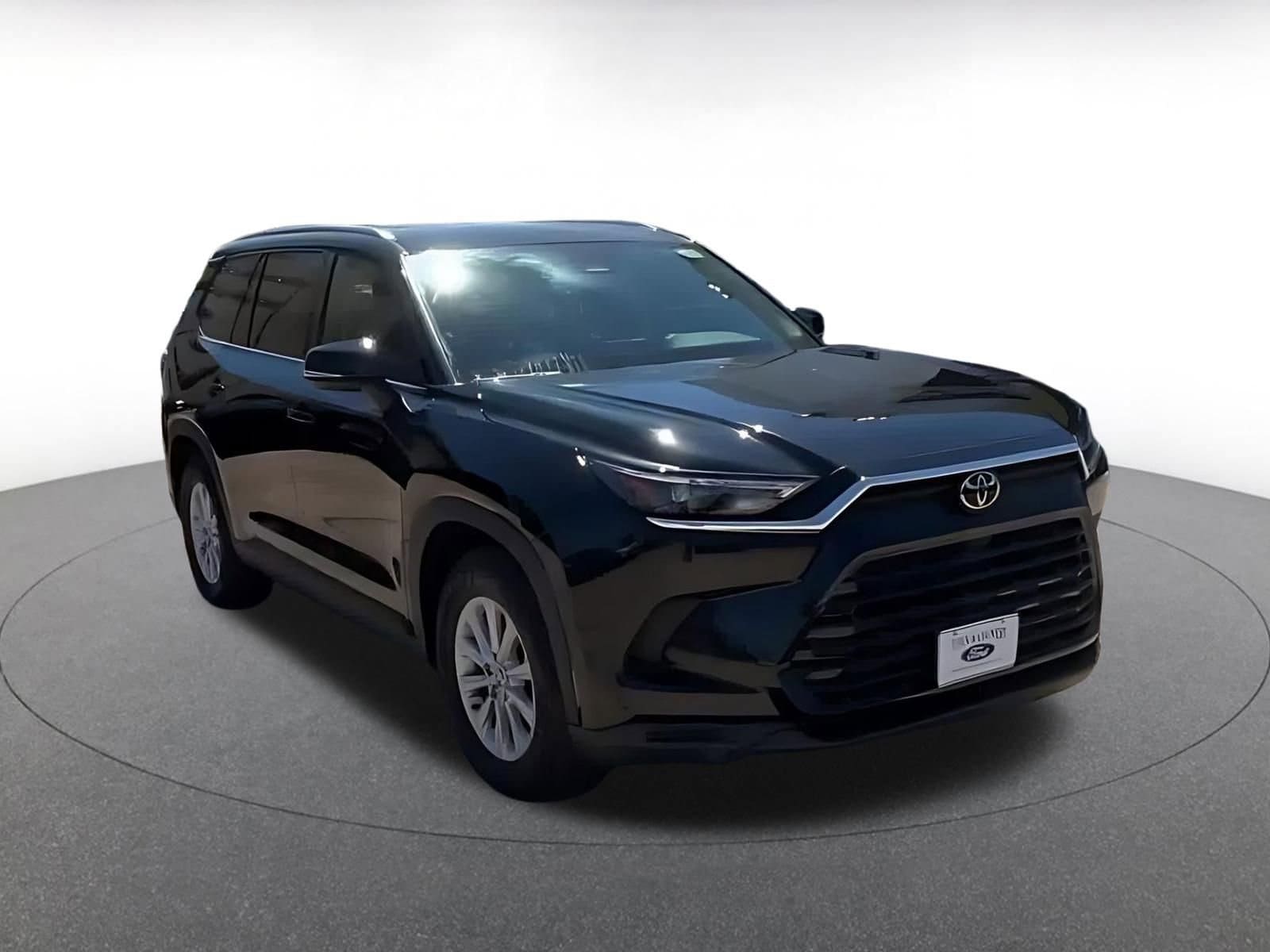 Thumbnail: 2025 Toyota Grand Highlander - 3