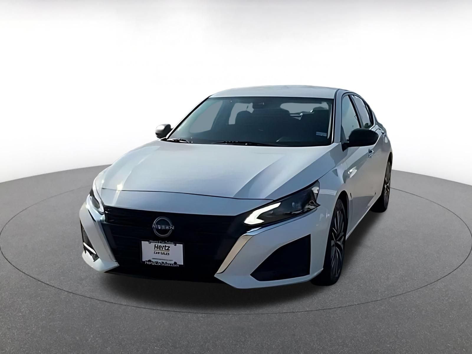 Thumbnail: 2025 Nissan Altima - 6