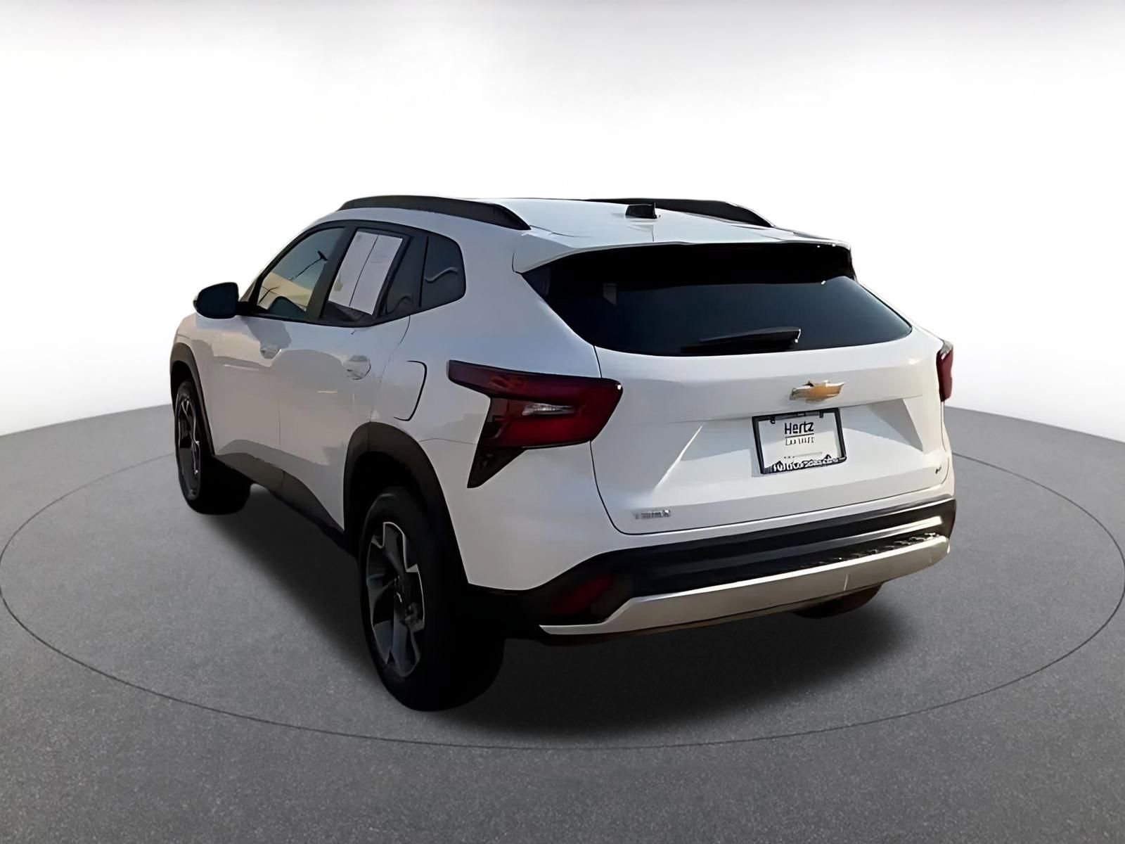 Thumbnail: 2025 Chevrolet Trax - 11