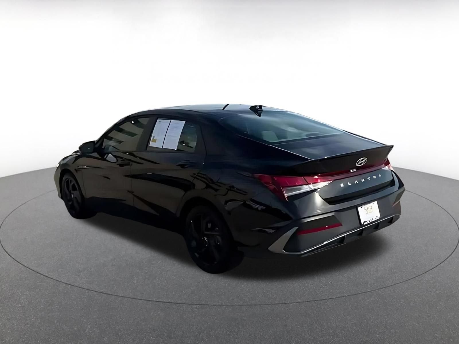 Thumbnail: 2026 Hyundai Elantra - 9