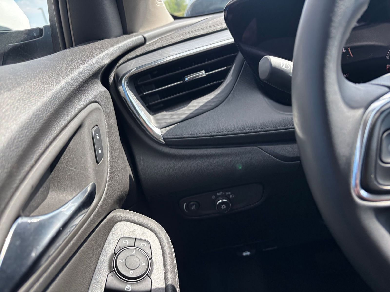 Thumbnail: 2025 Buick Encore GX - 33