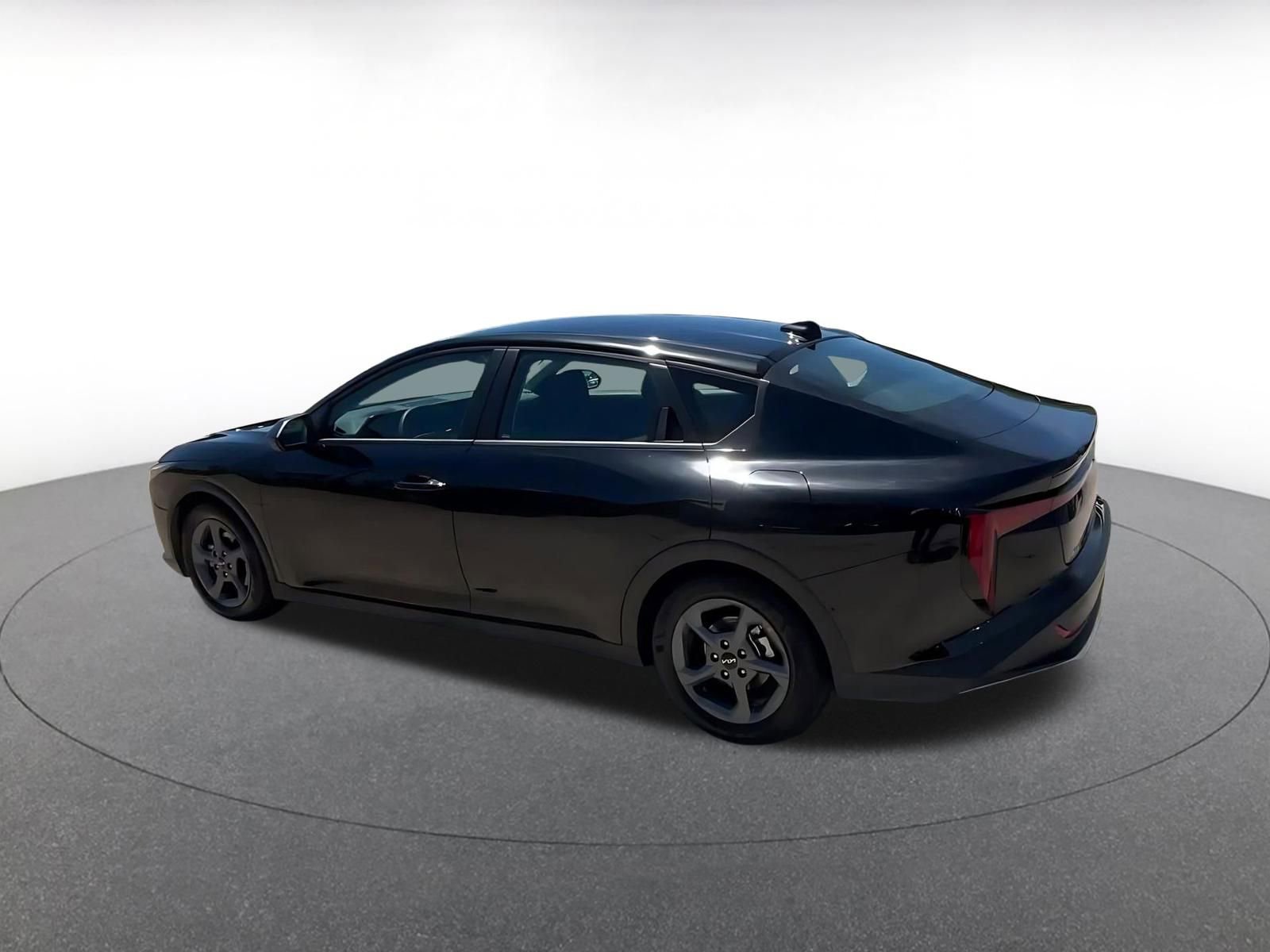 Thumbnail: 2025 Kia K4 - 10