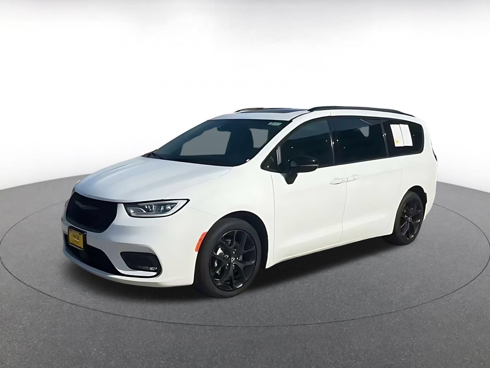 Thumbnail: 2025 Chrysler Pacifica - 7