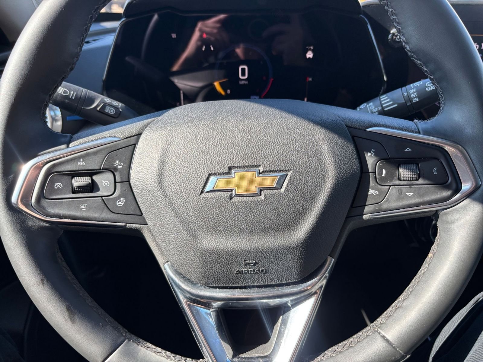 Thumbnail: 2025 Chevrolet Trax - 25