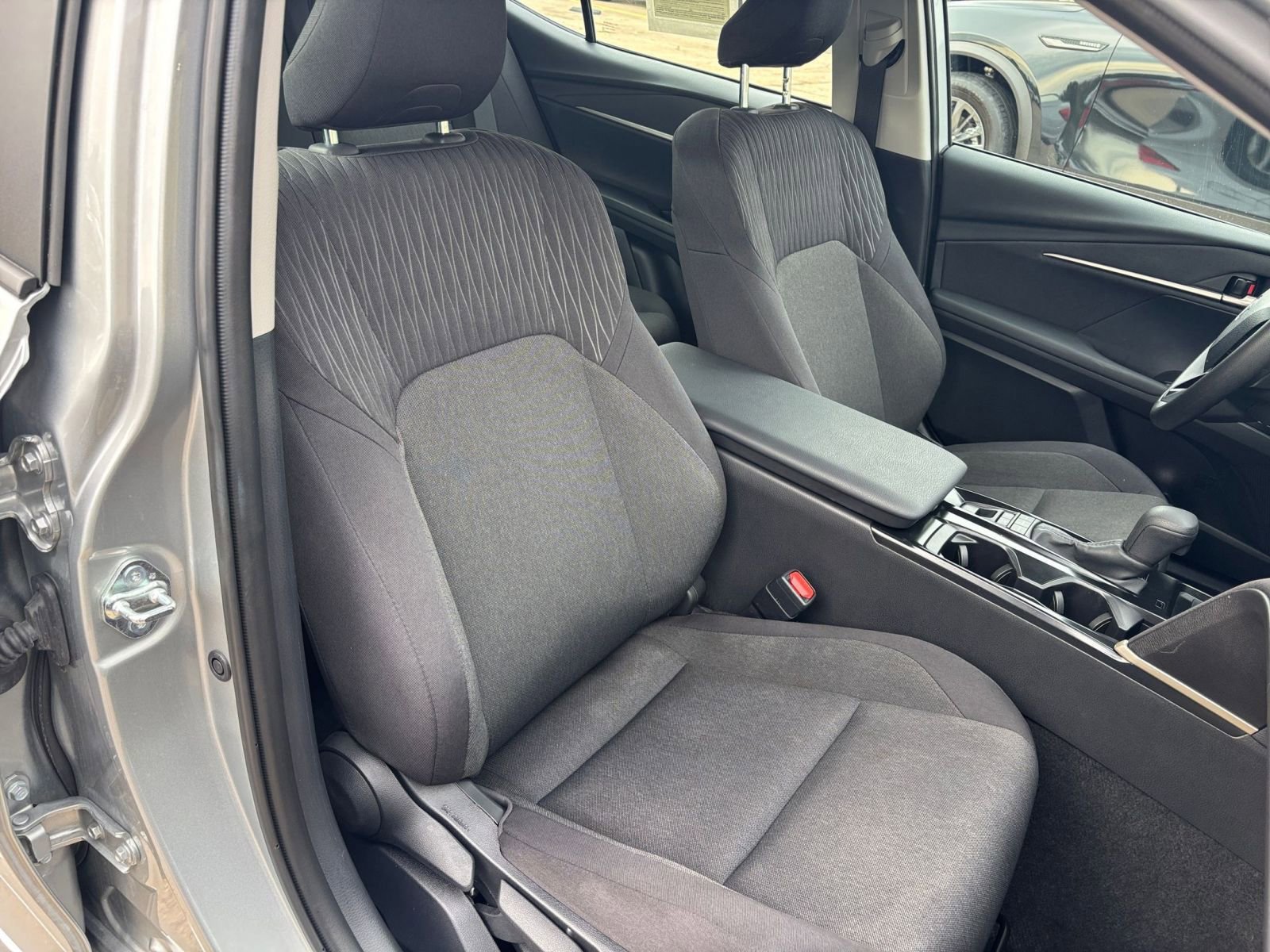 Thumbnail: 2025 Toyota Camry - 35