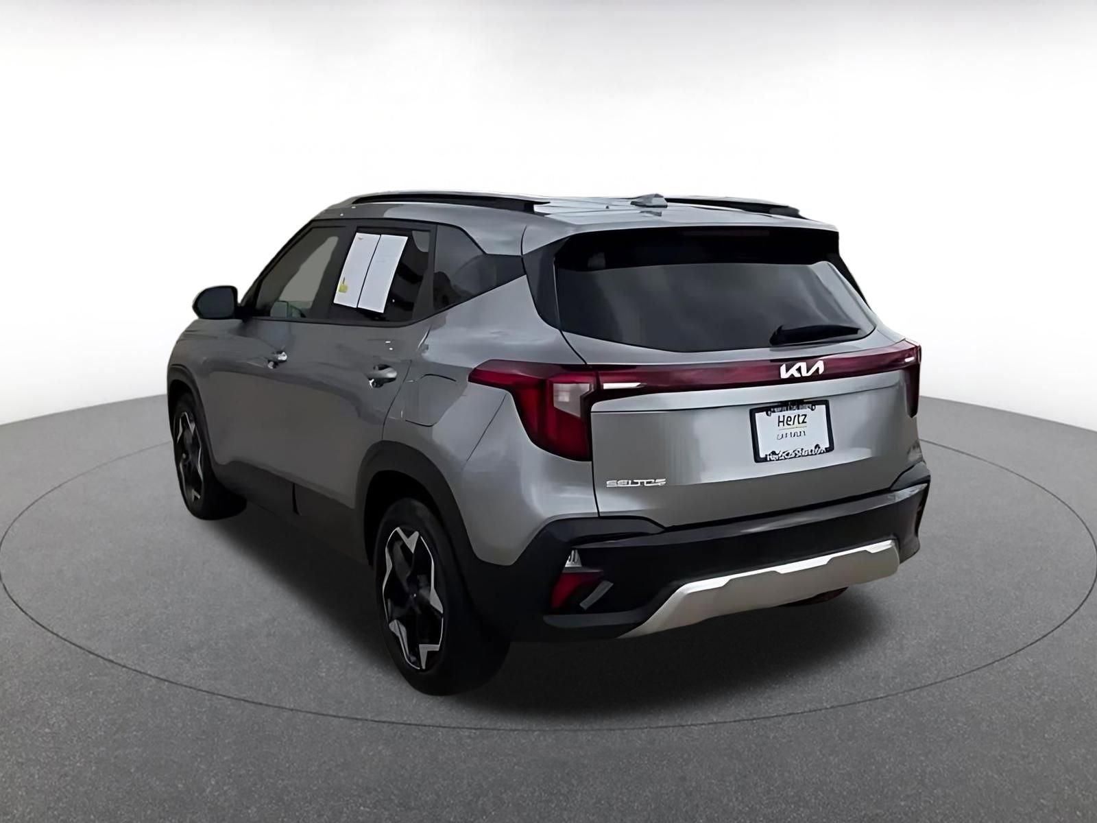 Thumbnail: 2025 Kia Seltos - 11