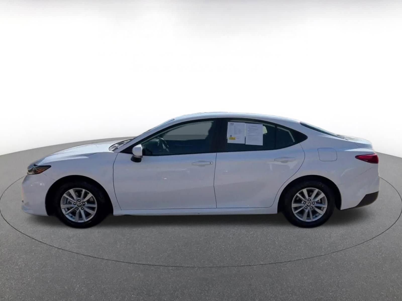 Thumbnail: 2025 Toyota Camry - 9